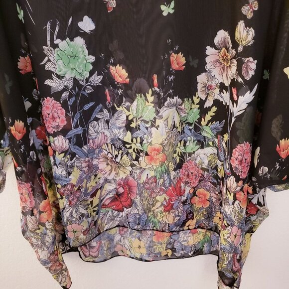 Sheer Black Pullover Top with Floral Design Plus Size O/S EUC - Picture 2 of 7